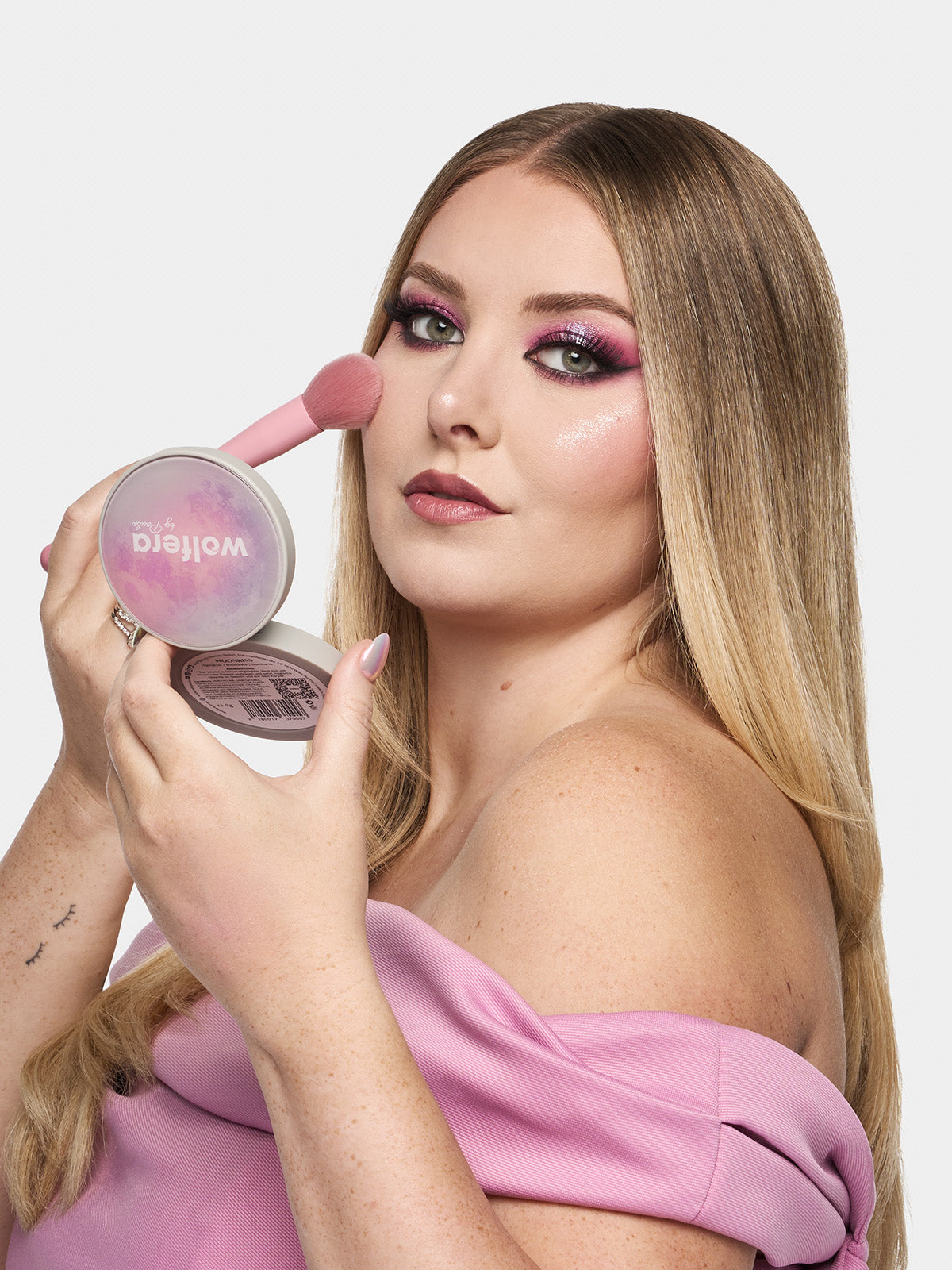 MOONKISS HIGHLIGHTER