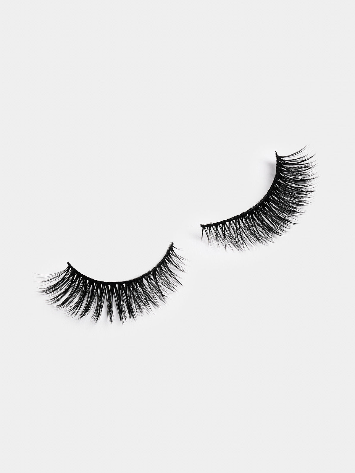LUNAR LASHES